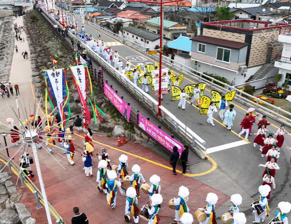 청송사과 퍼레이드 [사진 제공 청송군. 재판매 및 DB 금지]