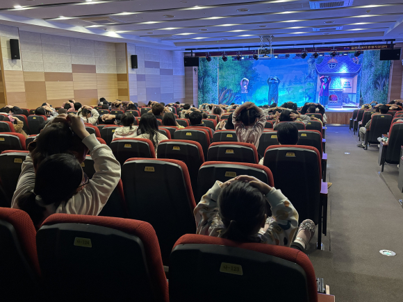 ‘토요어린이문화공연’ 성황리 종료 [사진 제공 김천시. 재판매 및 DB 금지]