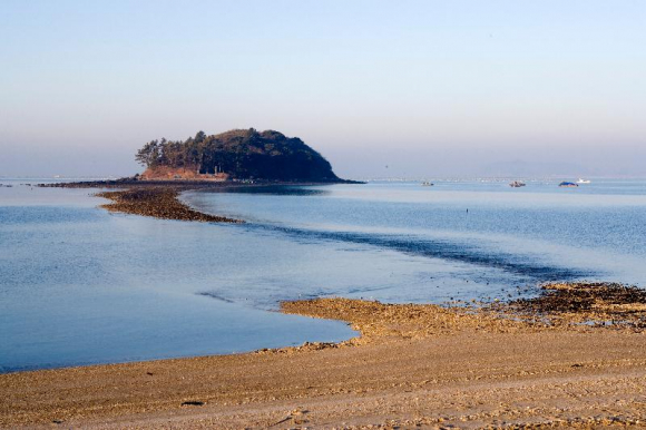 땅끝해안 증도 신비의 바닷길 [사진 제공 해남군. 재판매 및 DB 금지]