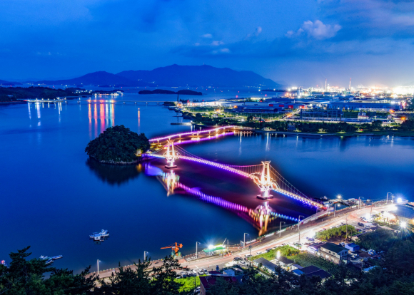 별헤는다리 야경 [사진 제공 광양시. 재판매 및 DB 금지]