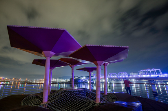 수변공원의 밤 [사진 제공 광양시. 재판매 및 DB 금지]