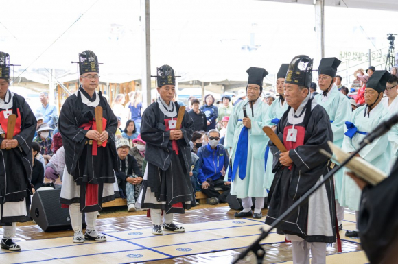 [사진 제공 (사)강릉단오제위원회. 재판매 및 DB 금지]