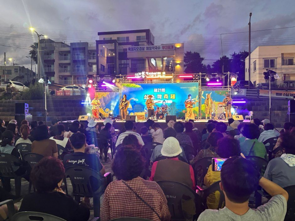 [사진 제공 효돈동연합청년회. 재판매 및 DB 금지]